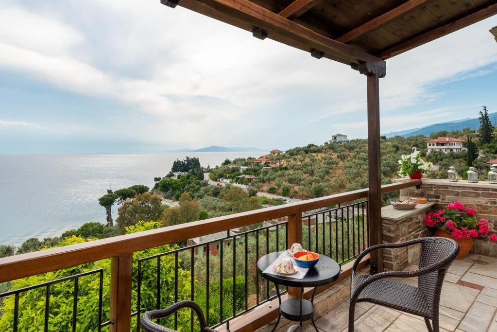 Seaside House With View Over Pagasitikos Афисос Екстериор снимка