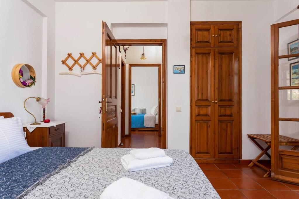 Seaside House With View Over Pagasitikos Афисос Екстериор снимка